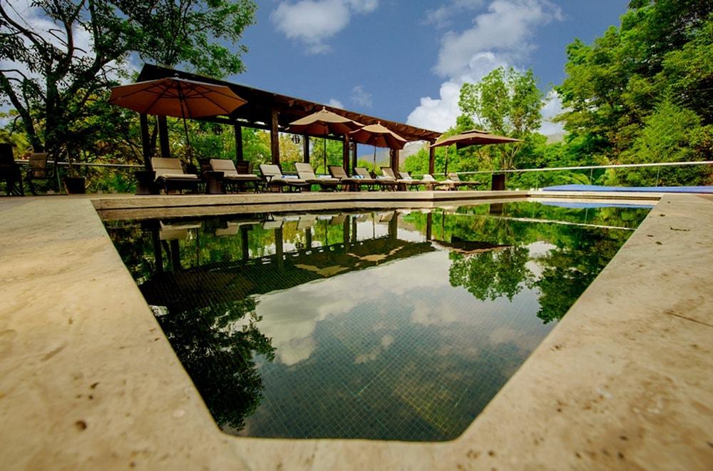 Loto Azul Hotel & Spa Valle de Bravo Buitenkant foto